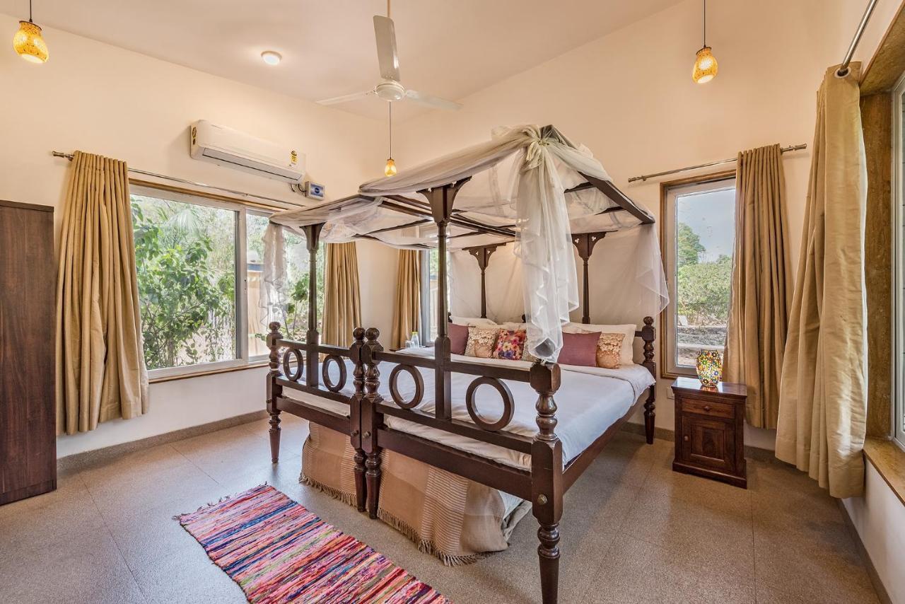 Saffronstays Roselle, Malavli - Pet-Friendly Pool Villa With Modern Interiors Lonavala Ngoại thất bức ảnh