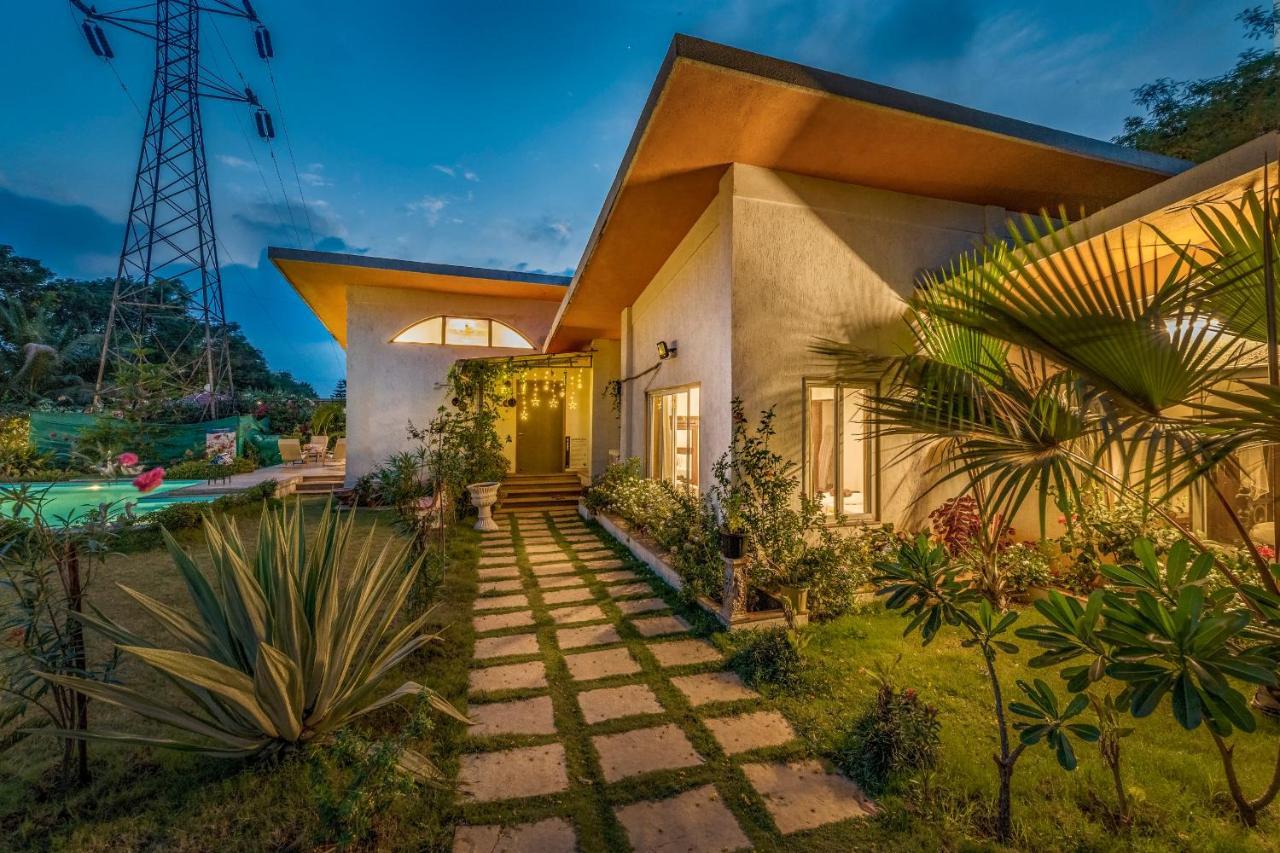 Saffronstays Roselle, Malavli - Pet-Friendly Pool Villa With Modern Interiors Lonavala Ngoại thất bức ảnh